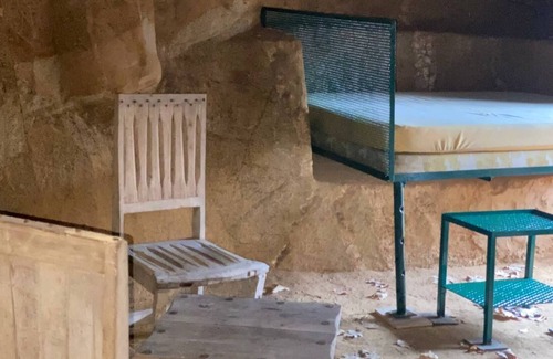 Favars Cabina | Séjour au Cœur de la Terre