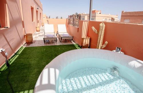 Menara Apartamento | Séjour confort jacuzzi et terrasse à Targa