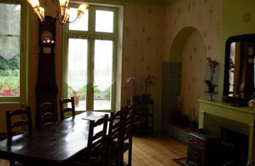 Montigny-les-Vaucouleurs Cama Y Desayuno | Séjournez au cœur du pays de Jeanne d'Arc dans une maison avec 4 chambres uniques - FR-1-585-153