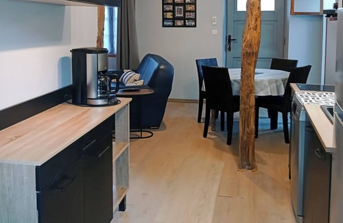 Le Bugue Casa | Séjournez au Gîte Üros: Terrasse Avec Spa, Parking Privé, Proche des Sites