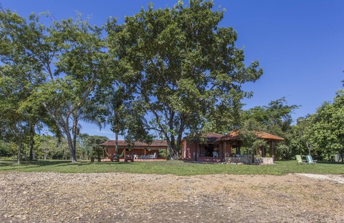 Delfinopolis Casa | Vrbo Property