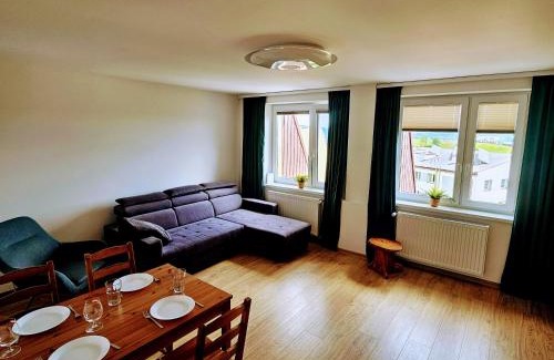 Polanczyk Apartamento | Słoneczny Apartament Panorama 5 7 z Widokiem na Jezioro i Góry