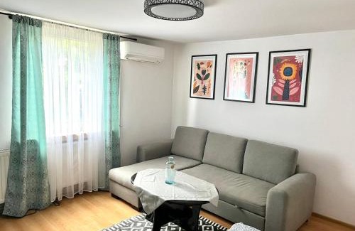Ogrodzieniec Casa | Słoneczny domek