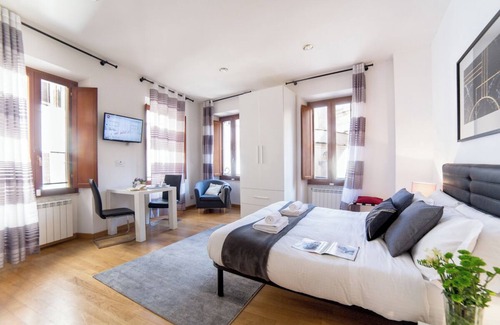 Rione XI Sant'Angelo Casa | S.Angelo Apartments