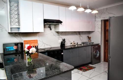 Greater Johannesburg Metropolitan Area Apartamento | S&D Luxury Apartment