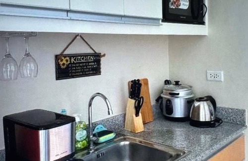 Iloilo Condominio | S & E condo with Panoramic view