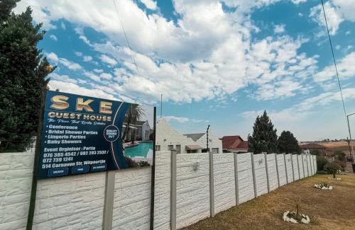 Greater Johannesburg Metropolitan Area Casa | S.K.E Guest House