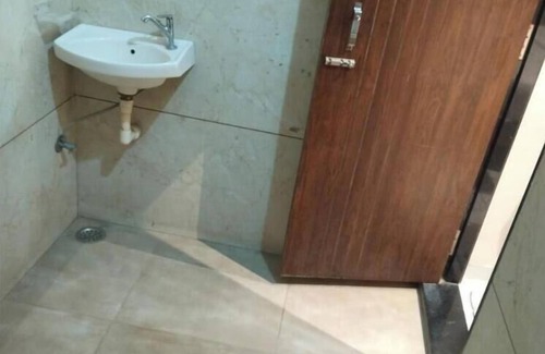 Chhabra Hotel | S.K. Plaza Hotel