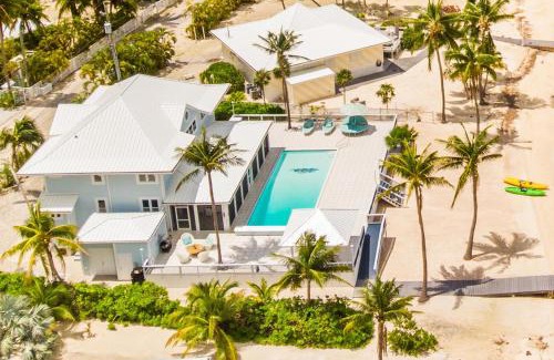 Rum Point Casa | S'Kai Blue by Grand Cayman Villas & Condos