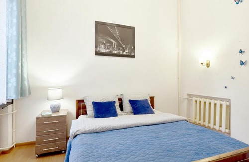 Besarabka Apartamento | S12-58 MODERN APARTHOTEL WITH TWO 2BEDROOMS IN CENTRAL KIEV - BESSARABSKA SQUERE - GULLIVER MALL - OLYMPIC STADIUM - PALACE OF SPORTS - Saksahanskoho St, 12Б
