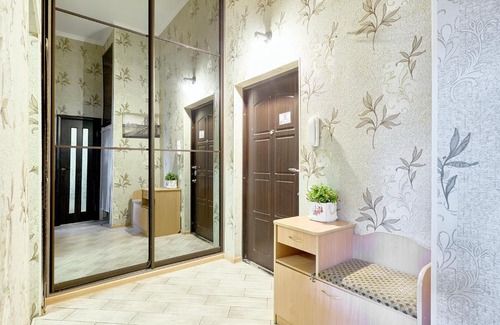 Besarabka Apartamento | S12-58 MODERN APARTHOTEL WITH TWO 2BEDROOMS IN CENTRAL KIEV - BESSARABSKA SQUERE - GULLIVER MALL - OLYMPIC STADIUM - PALACE OF SPORTS - Saksahanskoho St, 12Б