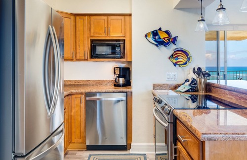 Kahana Complejo | S125 SEPT/ OCT-12th floor PENTHOUSE OCEANFRONT near Kaanapali Beach AC