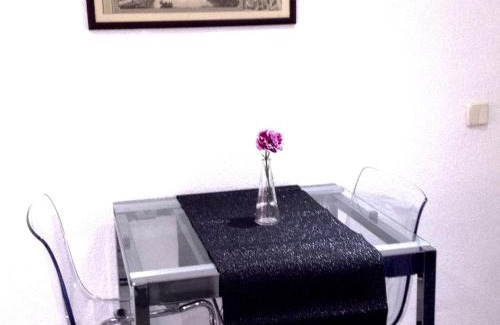 Embajadores Apartamento | S42 Estudio en Madrid Centro con Wifi