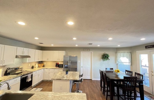 San Antonio Casa | SA Escape near Seaworld, Fiesta Tx, Lackland AFB