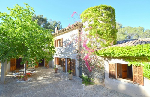 Calvia Chalet De Esquí | Sa Mola - Preciosa y rústica villa en la naturaleza