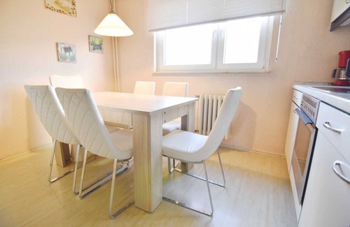 Sankt Augustin Apartamento | Sa06 - Geräumige Ferienwohnung mit Balkon und Terrasse, 115 qm, 4 Zimmer, Max. 8 Personen