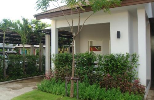 Det Udom Complejo | Saabpaiboon Grand Resort