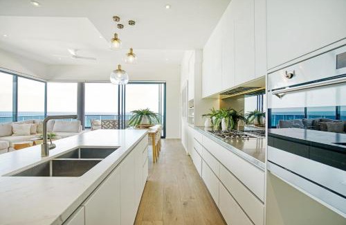 Palm Beach Apartamento | Sable Penthouse at Palm Beach's Waterfront