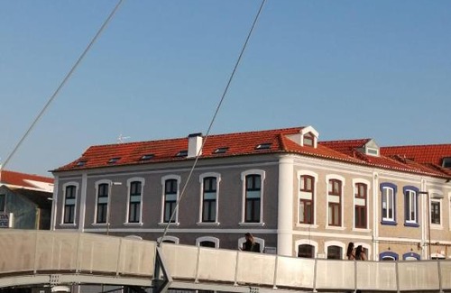 Aveiro Apartamento | SACHA RIA EM PLENO CORAÇÃO DE AVEIRO