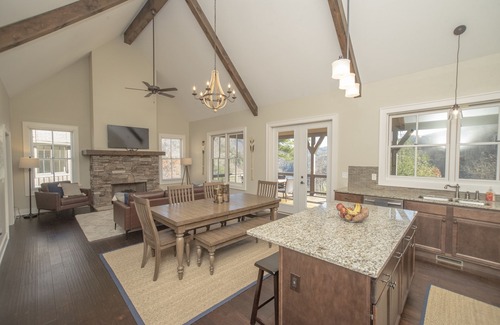 Bear Lake Reserve Cabaña | Saddle Notch Villa 9 at Bear Lake Reserve