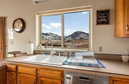 Gardiner Casa | ¡NUEVO LISTADO! Hermosa casa a 10 millas del Parque Nacional de Yellowstone!