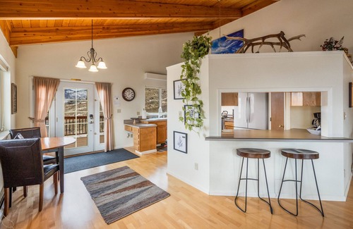 Gardiner Casa | ¡NUEVO LISTADO! Hermosa casa a 10 millas del Parque Nacional de Yellowstone!
