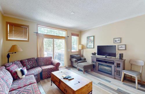 Wildernest Casa | Saddle Ridge Townhome 402