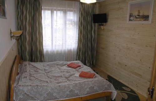 Yaremche Casa | Sadyba Bilya Richky
