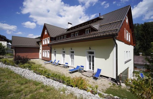 Desna Apartamento | Safírový potok by Interhome
