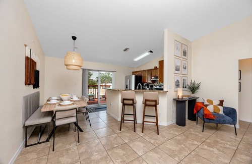 Terrace Park Apartamento | Summer Safari - GORGEOUS Home Near Busch Gardens & USF