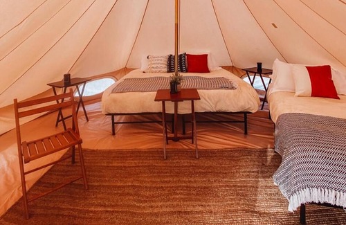 Island Park Otro | Safari Glamping