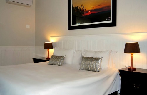 Rustenburg Hotel | Safari Hotel & Convention Centre