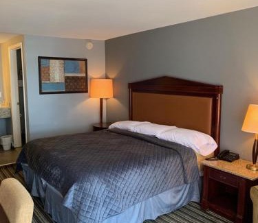 Murfreesboro Hotel | Safari Inn - Murfreesboro