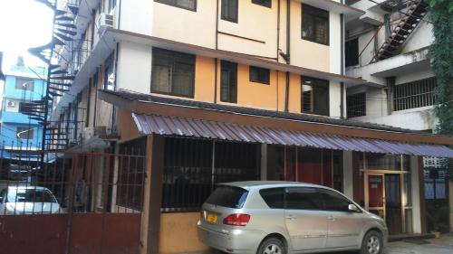 Mchafukoge Hostal | Safari Inn