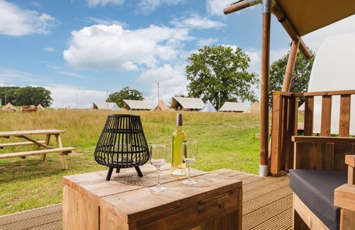 Notter Alquiler De RV | Safari Tent With Pool Access
