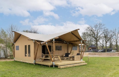 Notter Alquiler De RV | Safari Tent With Pool Access