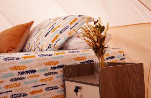 Livingstone Otro | safari tent