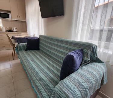 Old Town Apartamento | Safe and cozy studio in Xanthi!