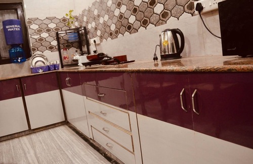 Agra Apartamento | Seguro # Limpio # Ubicación estratégica cerca del templo Soami Bagh