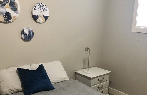 Red Deer Apartamento | ¡Hogar lejos del hogar!