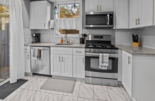 Federal Hill Casa | Safe Home w/ Rooftop Deck in Vibrant Federal Hill