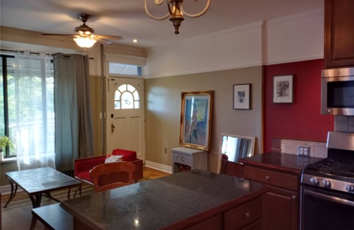 Windsor Terrace Casa | Safe Pretty Friendly Amazing Brooklyn Neighborhood.