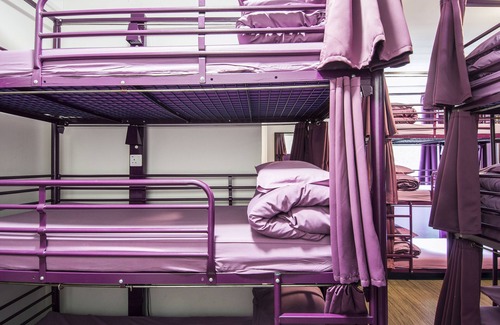 Royal Borough of Kensington and Chelsea Hotel | Safestay London Kensington Holland Park
