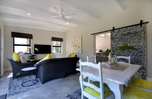Sandbaai Apartamento | SAFFRON COTTAGE