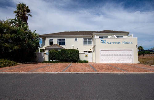 Sunset Beach Casa | Saffron House Guesthouse