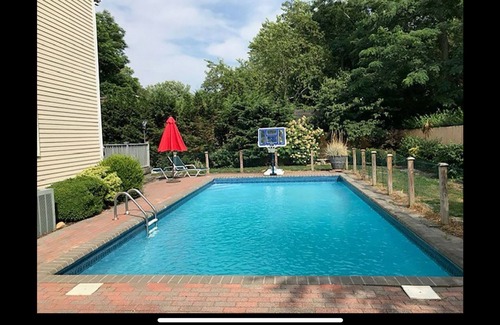 Sag Harbor Casa | Sag Harbor/Long Beach in the Fall, pool is still open & HIFF coming in October