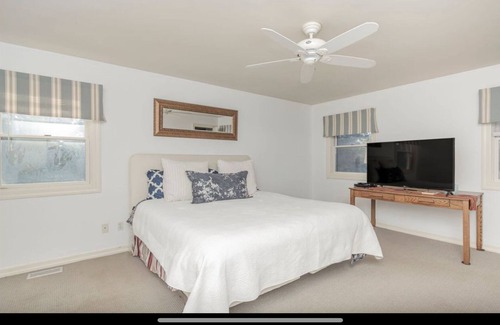 Sag Harbor Casa | Sag Harbor/Long Beach in the Fall, pool is still open & HIFF coming in October