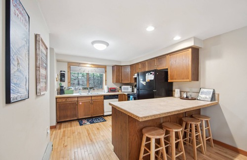 North Creek Casa | Sagamore 46g - Adirondack Retreat For All Seasons 3 Bedroom Townhouse