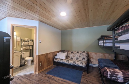 Grand Marais Cabina | ¡Nueva habitación familiar Saganaga Lodge grande!