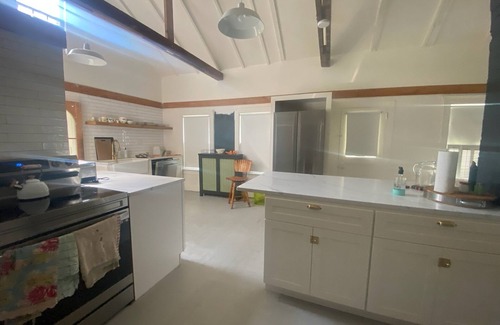 Sagaponack Casa | Sagaponack Farmhouse, South-of-Highway, 50-ft Gunite Pool/Sauna, Mins from Ocean